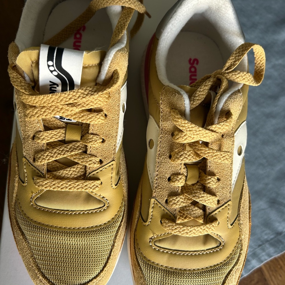 Saucony  Yellow Suede & Mesh Sneakers
